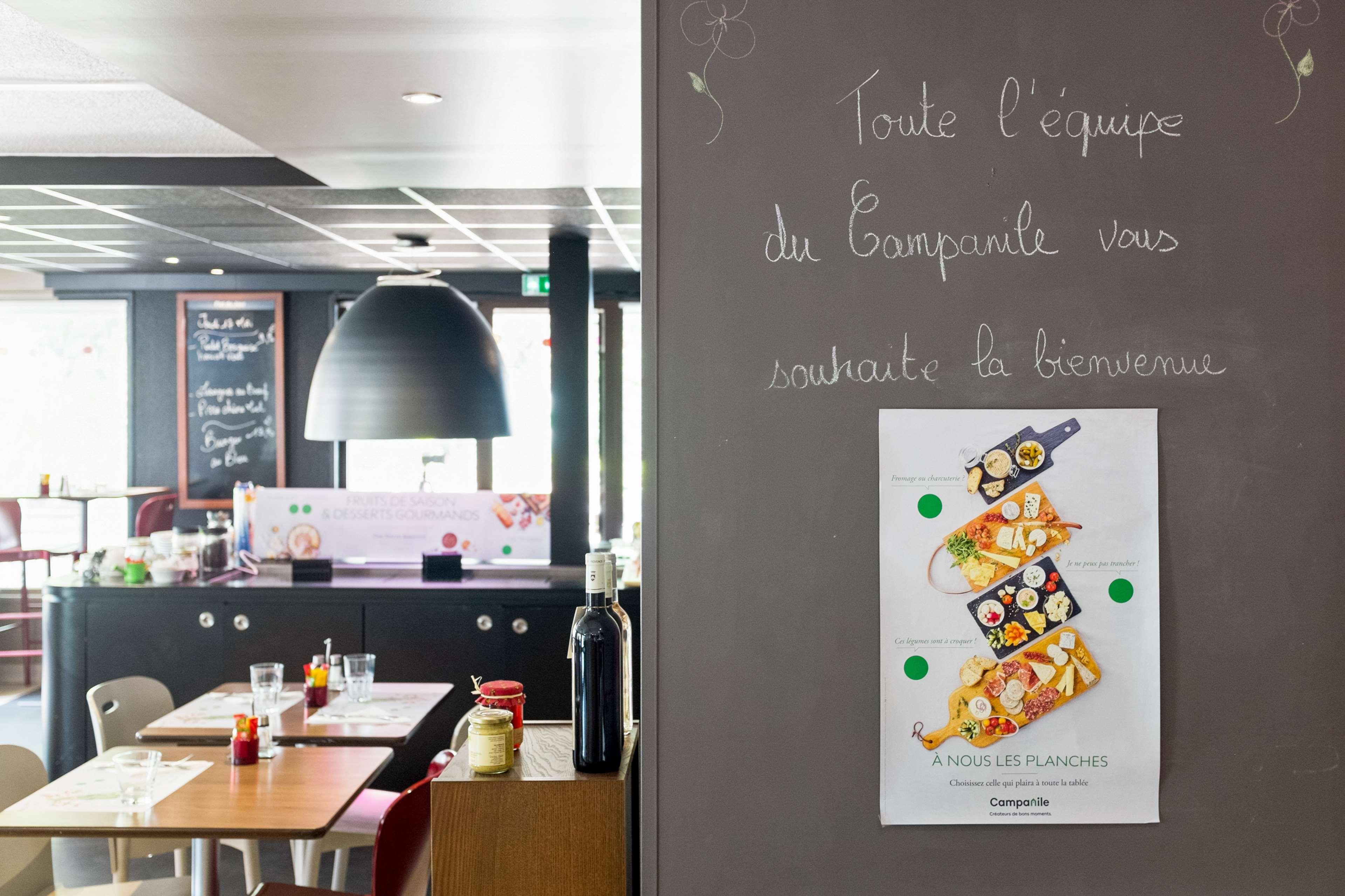 Hotel Campanile Nimes Sud - Caissargues Exterior foto