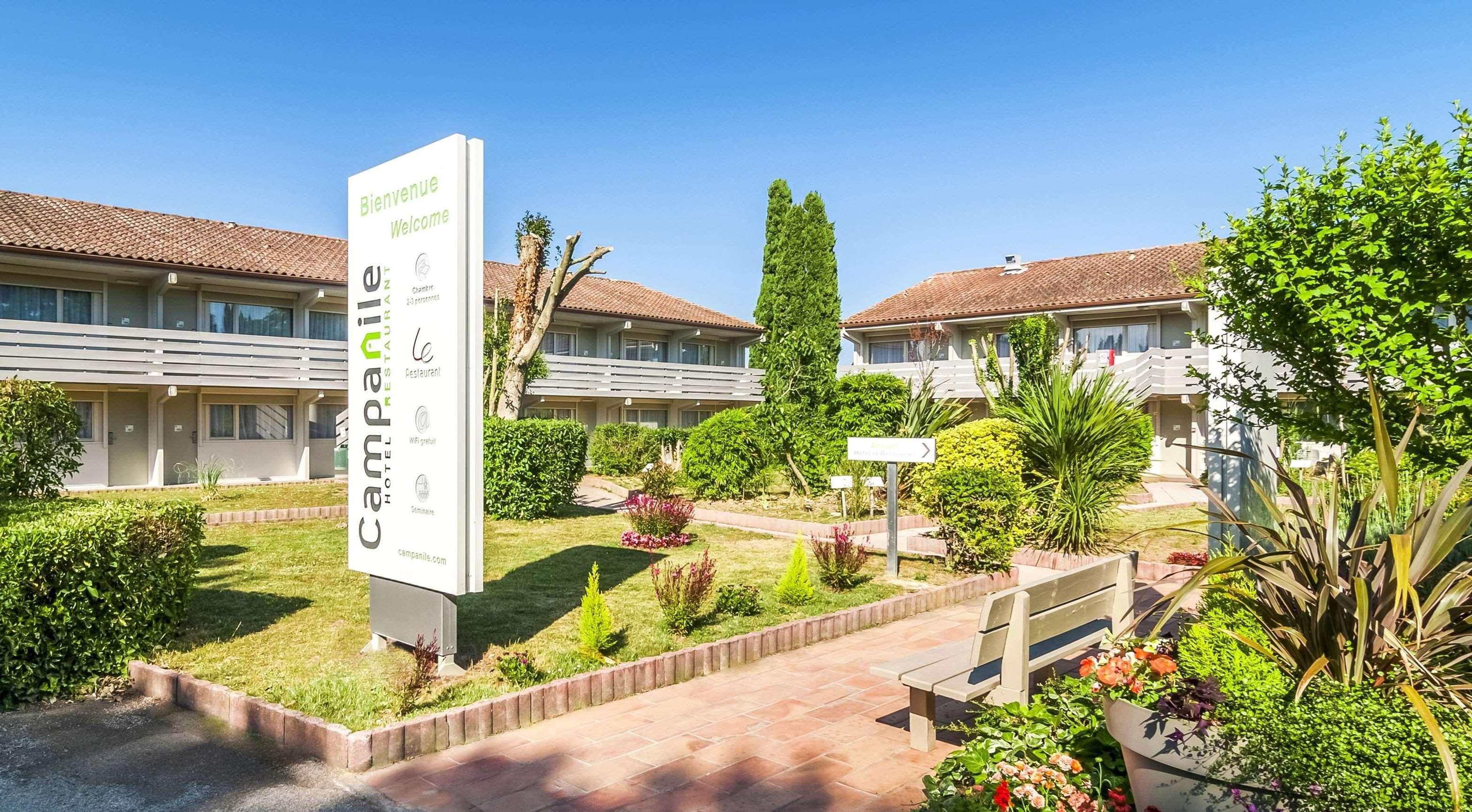 Hotel Campanile Nimes Sud - Caissargues Exterior foto