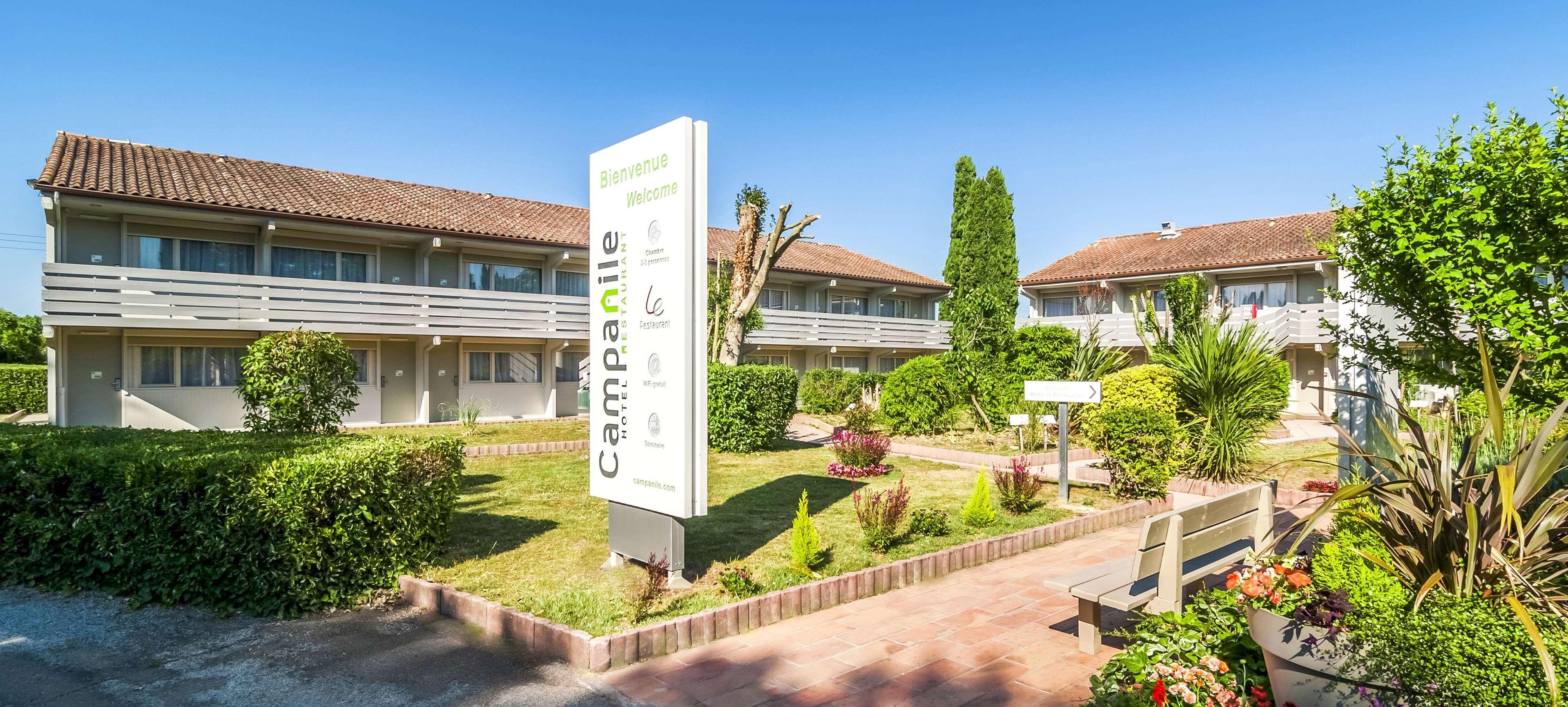 Hotel Campanile Nimes Sud - Caissargues Exterior foto